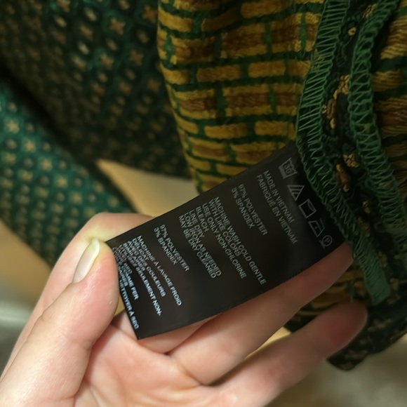 Urban Outfitters Green Patterned Jacket - great for St Pats day 🍀 - Picture 6 of 7